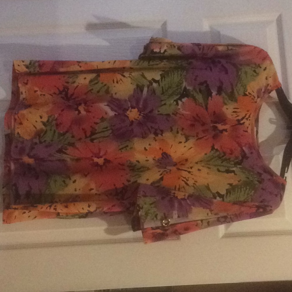 Susan Graver Liquid Knit size L